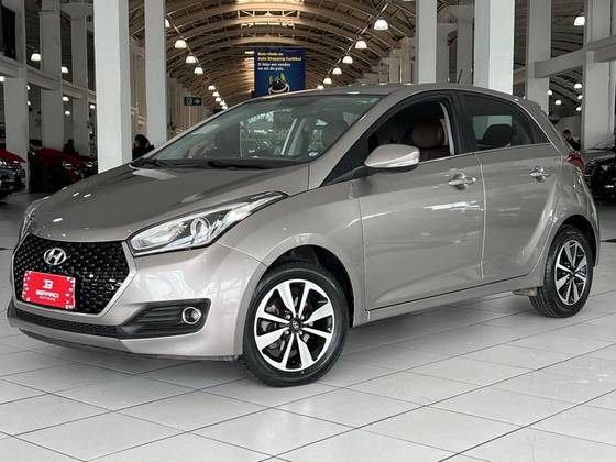 HYUNDAI HB20 1.6 PREMIUM 16V FLEX 4P AUTOMÁTICO HYUNDAI HB20 1.6 PREMIUM 16V FLEX 4P AUTOMÁTICO